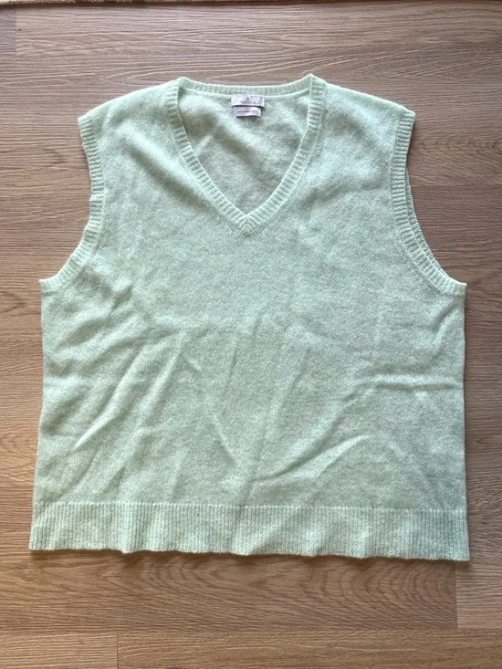 Munrospun 100% Cashmere Mint Green Sleeveless Sweater Vest Top - Picture 2 of 9